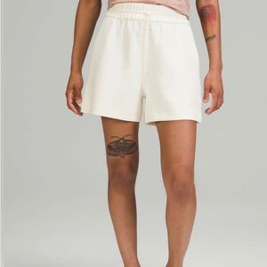 Lululemon Softstreme High-Rise Short 4"